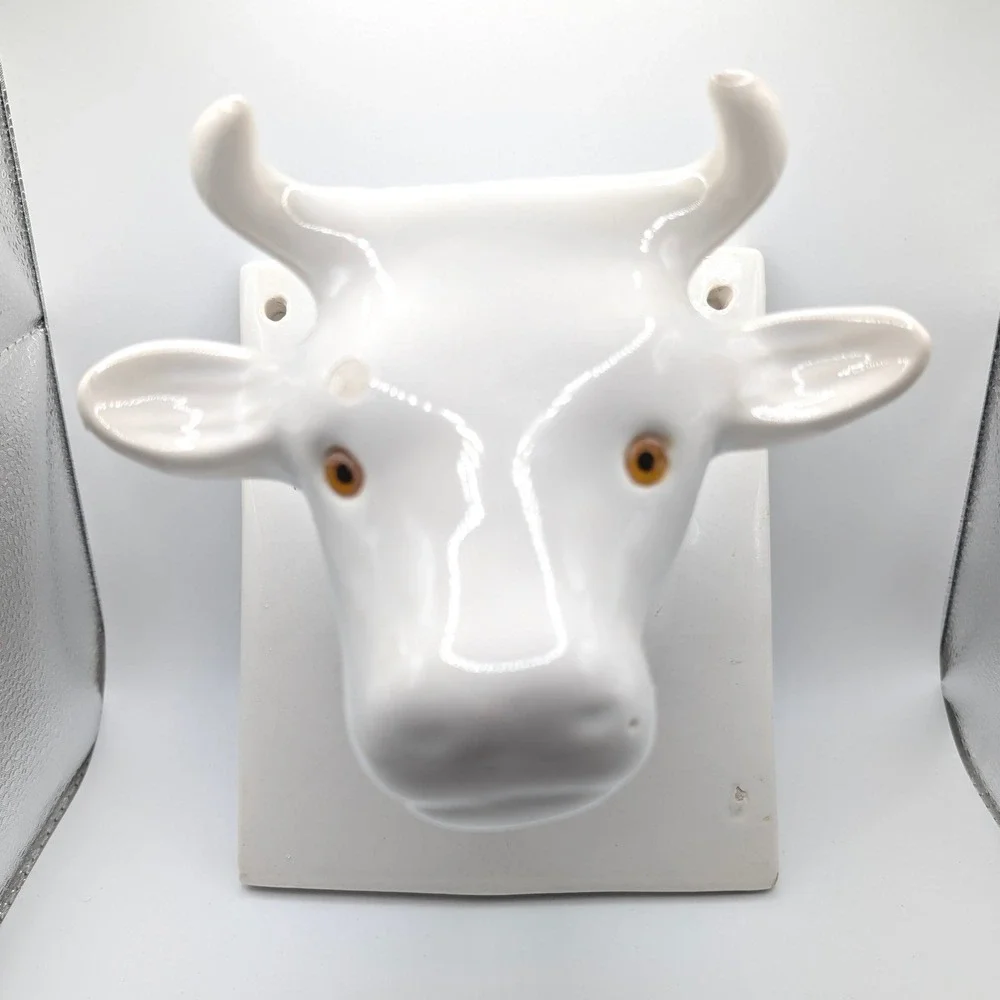 Vintage Ceramic Cow Head Wall Mount White Glossy Bull Steer Key Hook